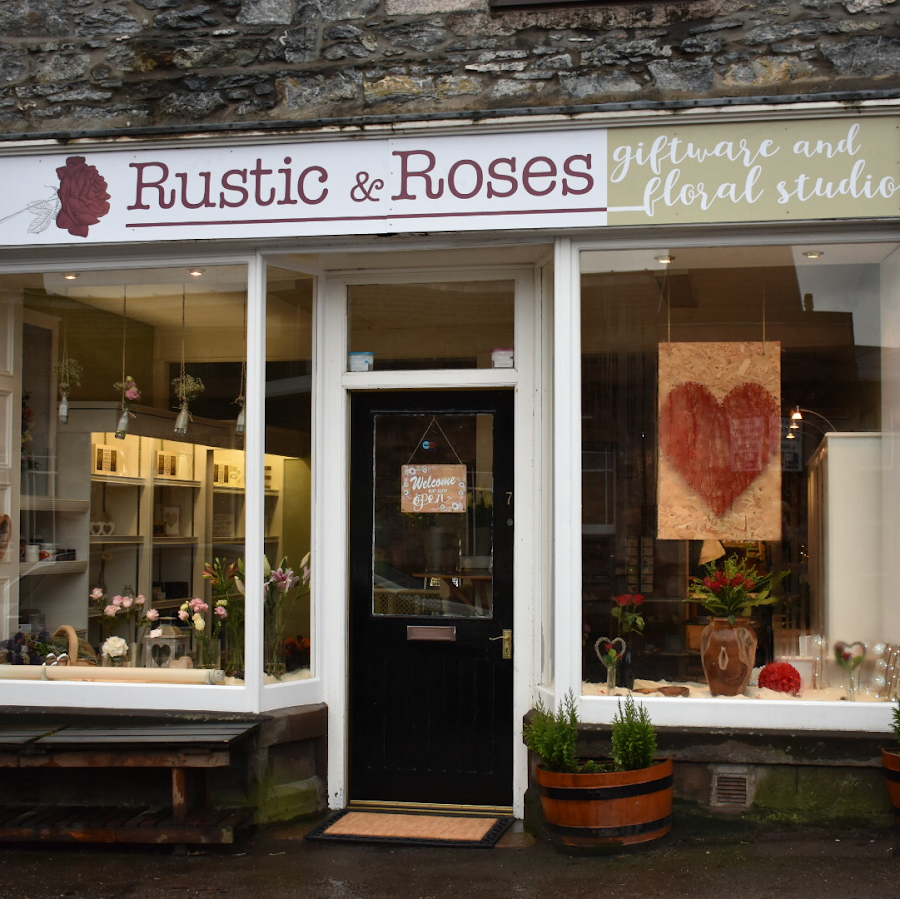 Rustic & Roses